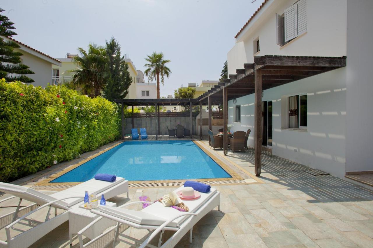 Villa Skyros Pernera ภายนอก รูปภาพ